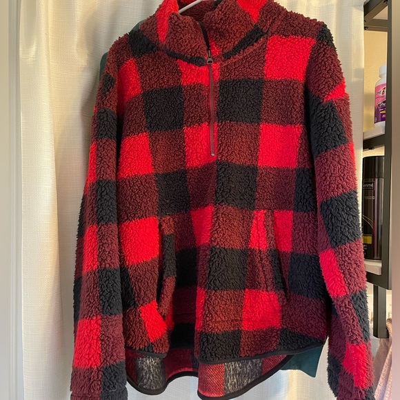 Old Navy Pullover Sherpa - Picture 1 of 3